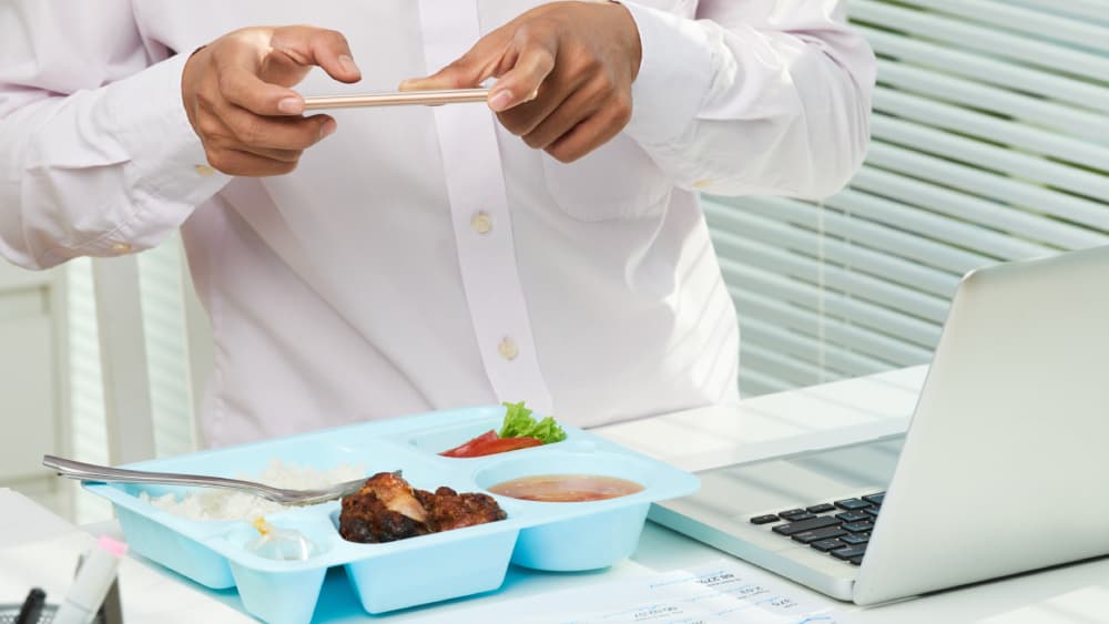 7 Signs You Need a New Container